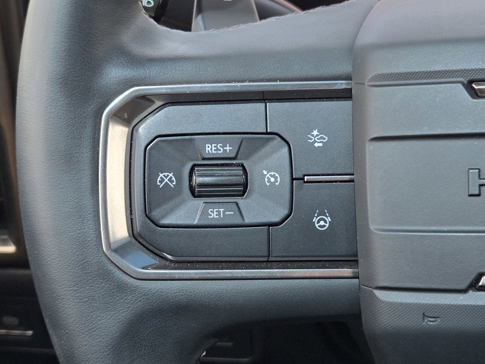 2024 GMC HUMMER EV SUV 3X OMEGA LIMITED EDITION