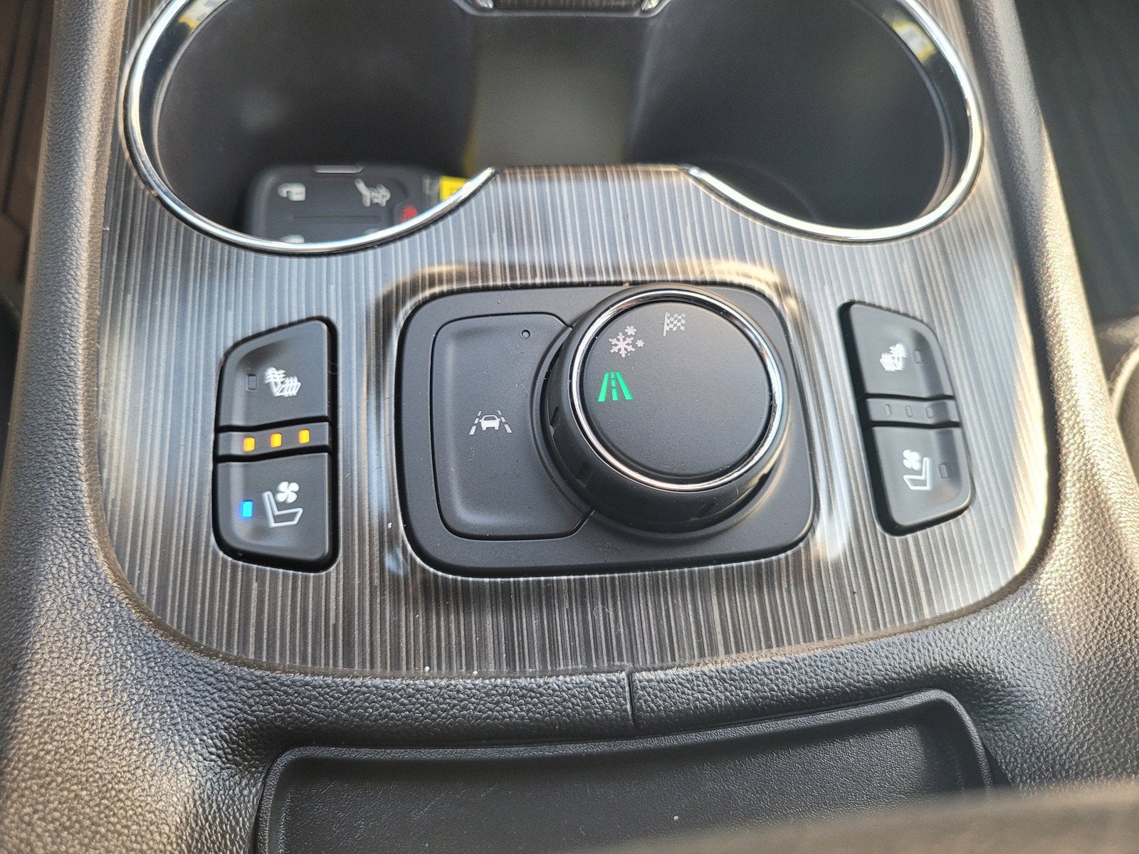 2022 GMC Acadia SLT