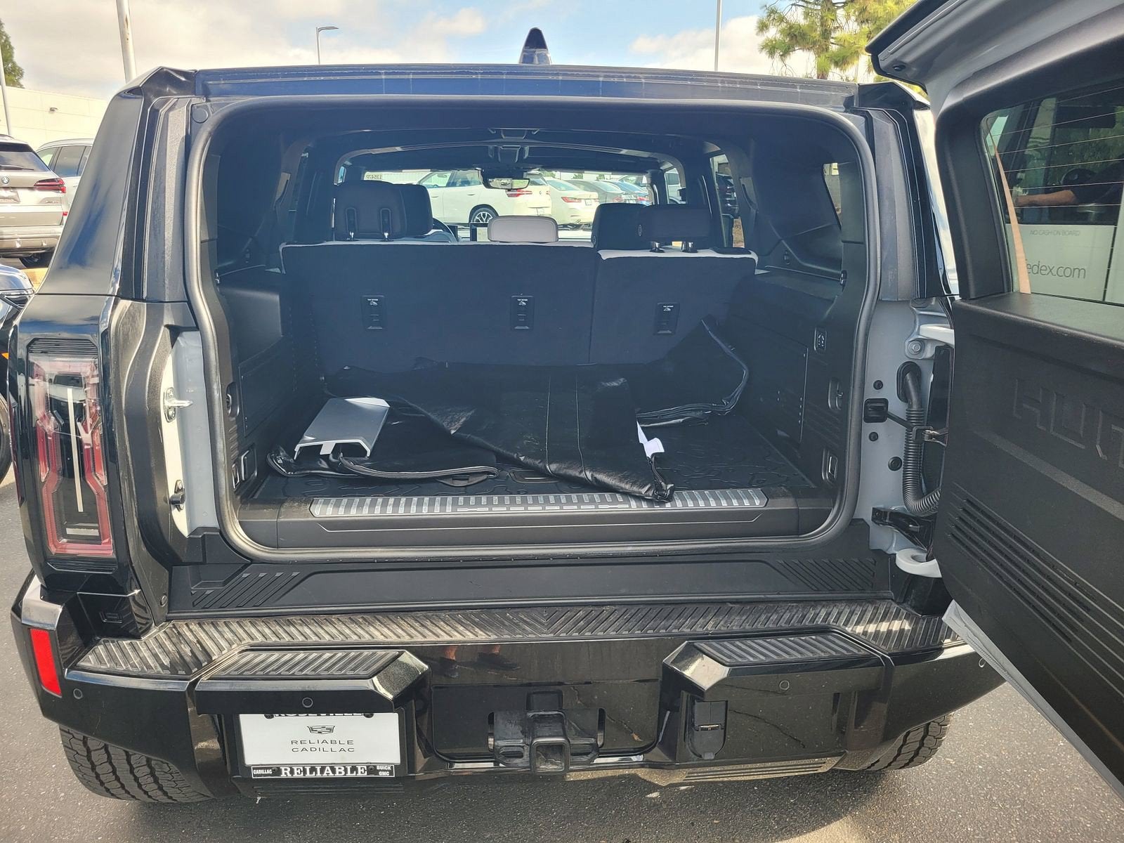 2025 GMC HUMMER EV SUV 3X