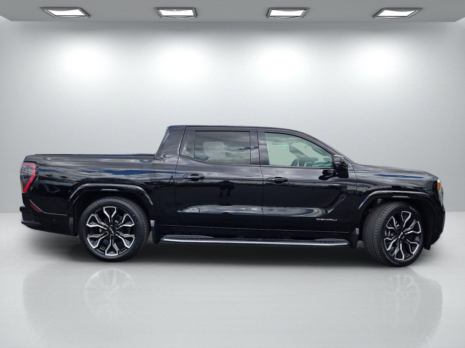 2025 GMC Sierra EV Extended Range Denali
