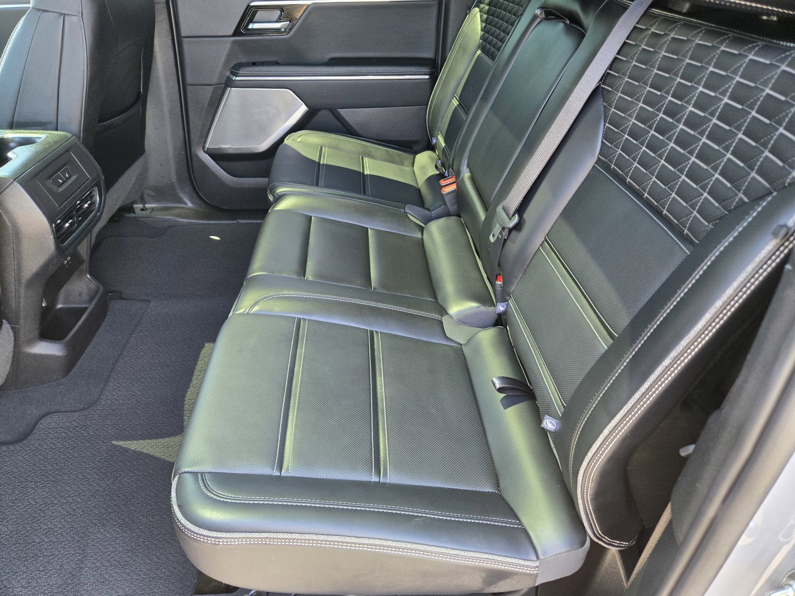2024 GMC Sierra EV Denali Edition 1
