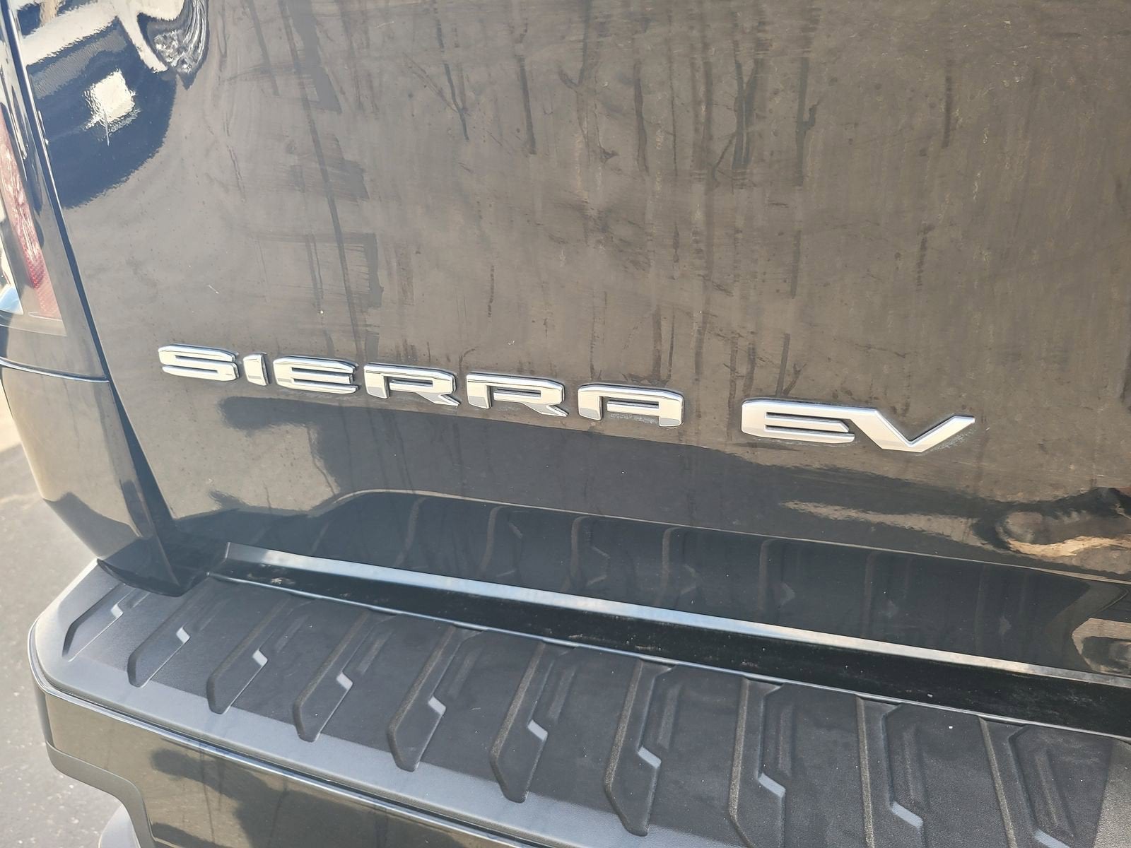2025 GMC Sierra EV Max Range Denali