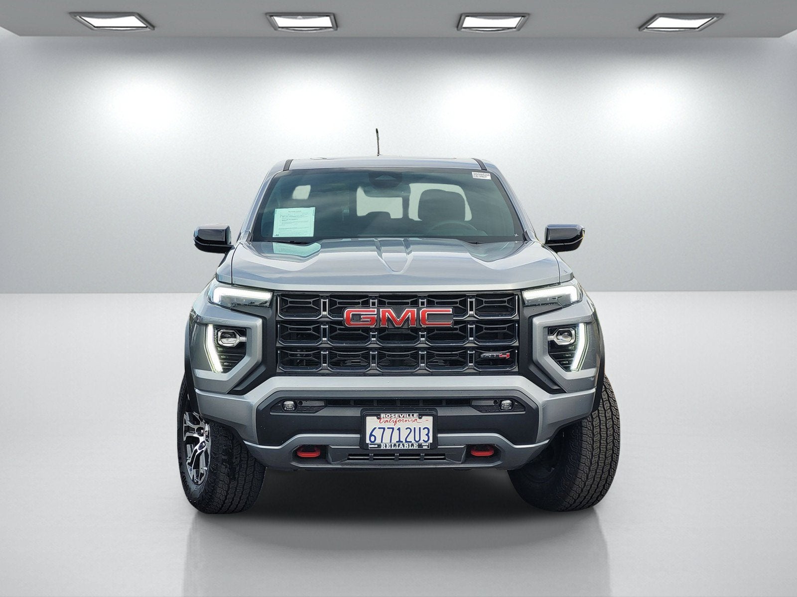 2023 GMC Canyon 4WD AT4
