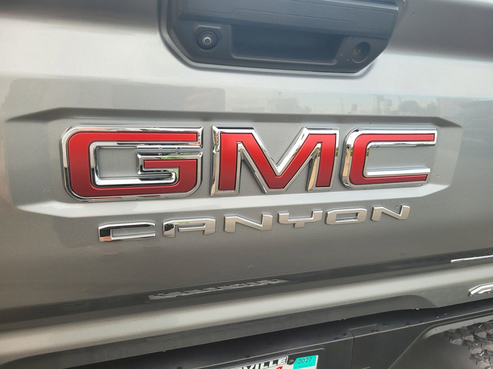 2023 GMC Canyon 4WD AT4