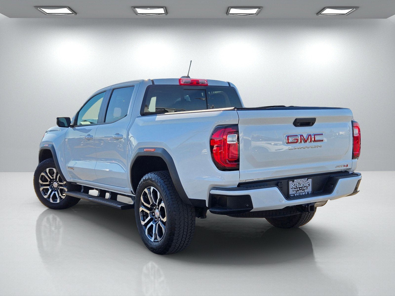 2023 GMC Canyon AT4