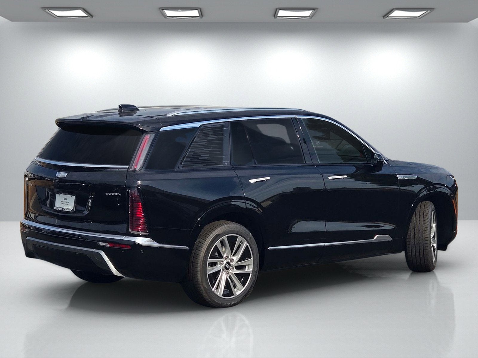 2026 Cadillac VISTIQ Luxury