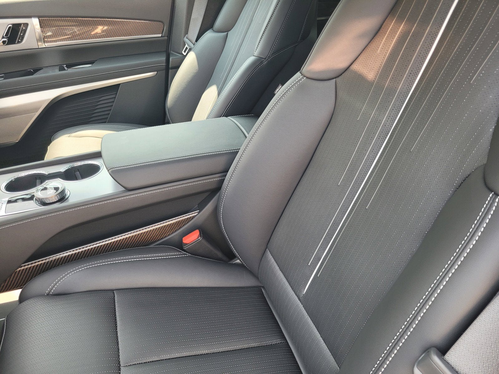 2027 Cadillac VISTIQ Sport