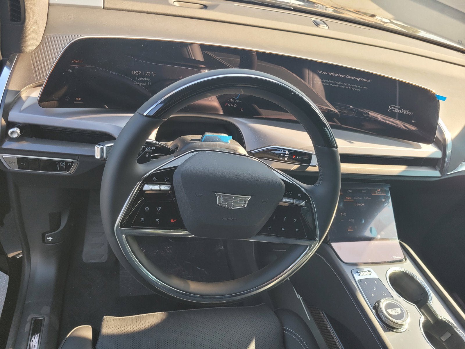 2027 Cadillac VISTIQ Sport