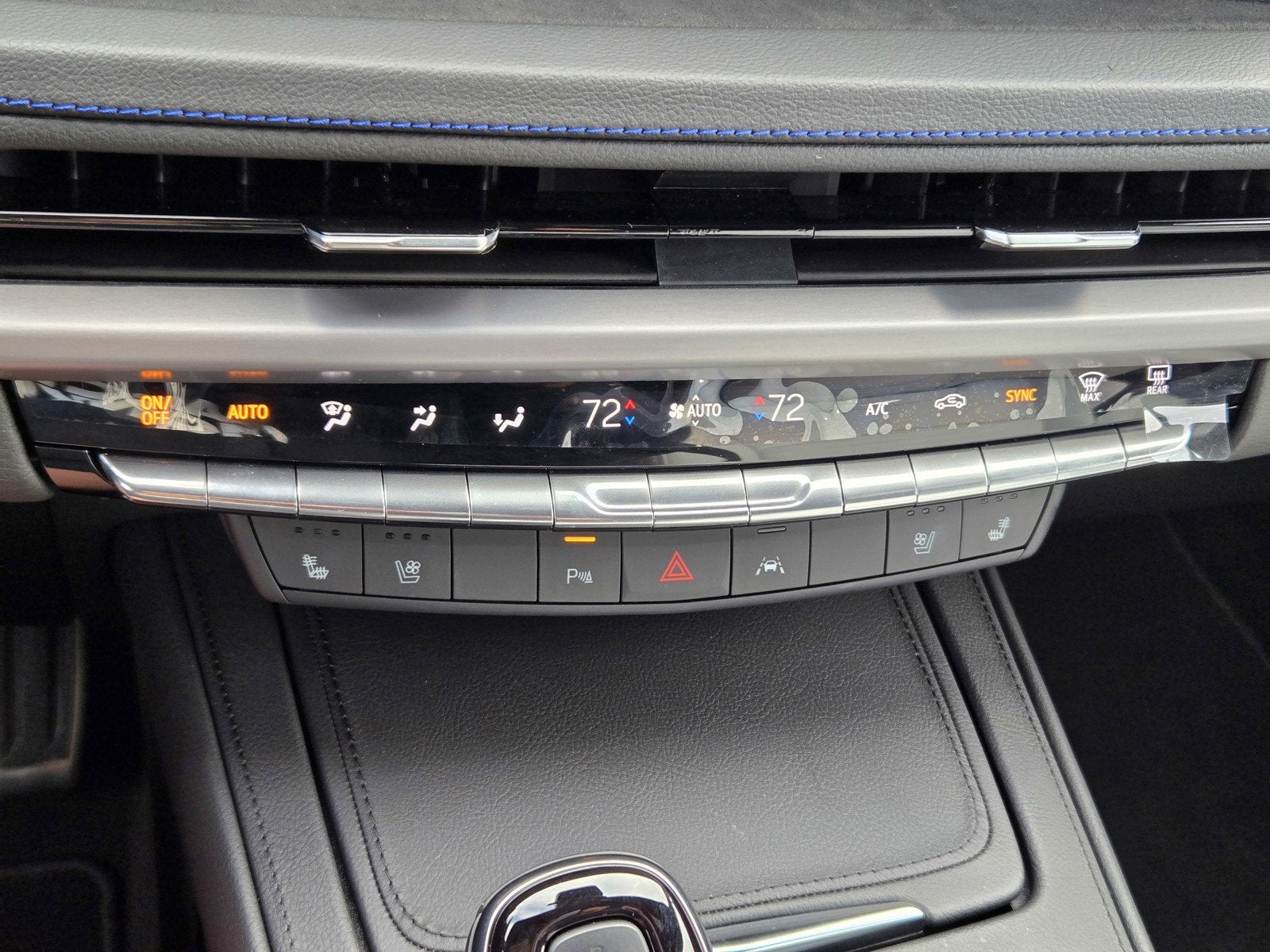 2025 Cadillac XT4 Sport