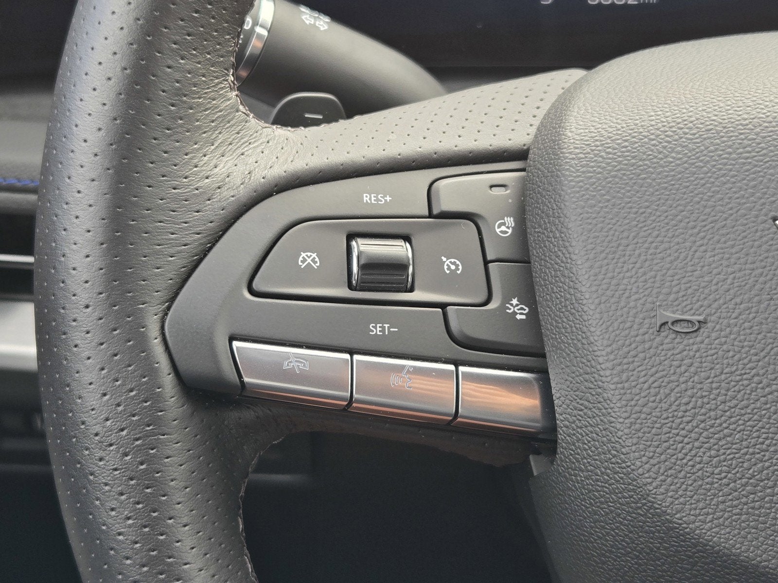 2025 Cadillac XT4 Sport