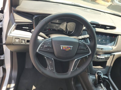 2026 Cadillac XT5 Luxury
