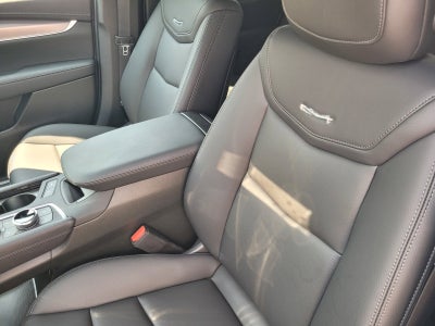 2026 Cadillac XT5 Luxury