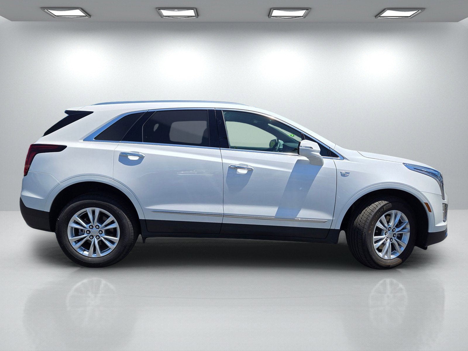 2025 Cadillac XT5 Luxury