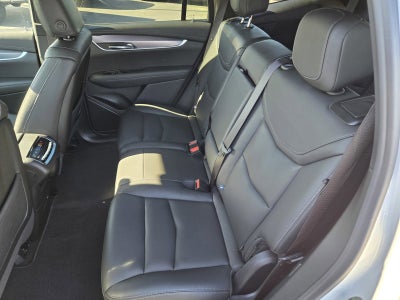 2025 Cadillac XT6 Luxury