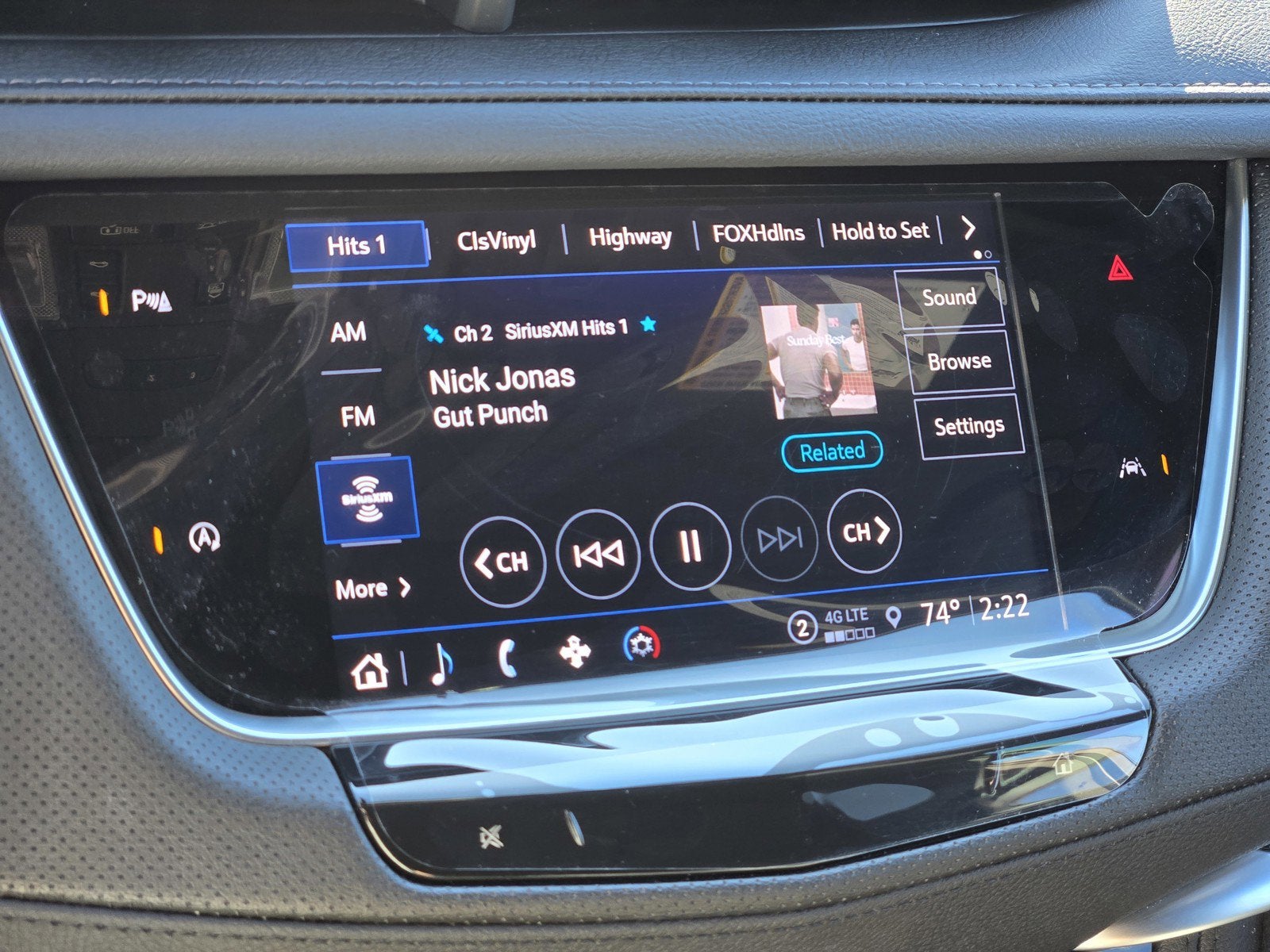 2025 Cadillac XT6 Luxury