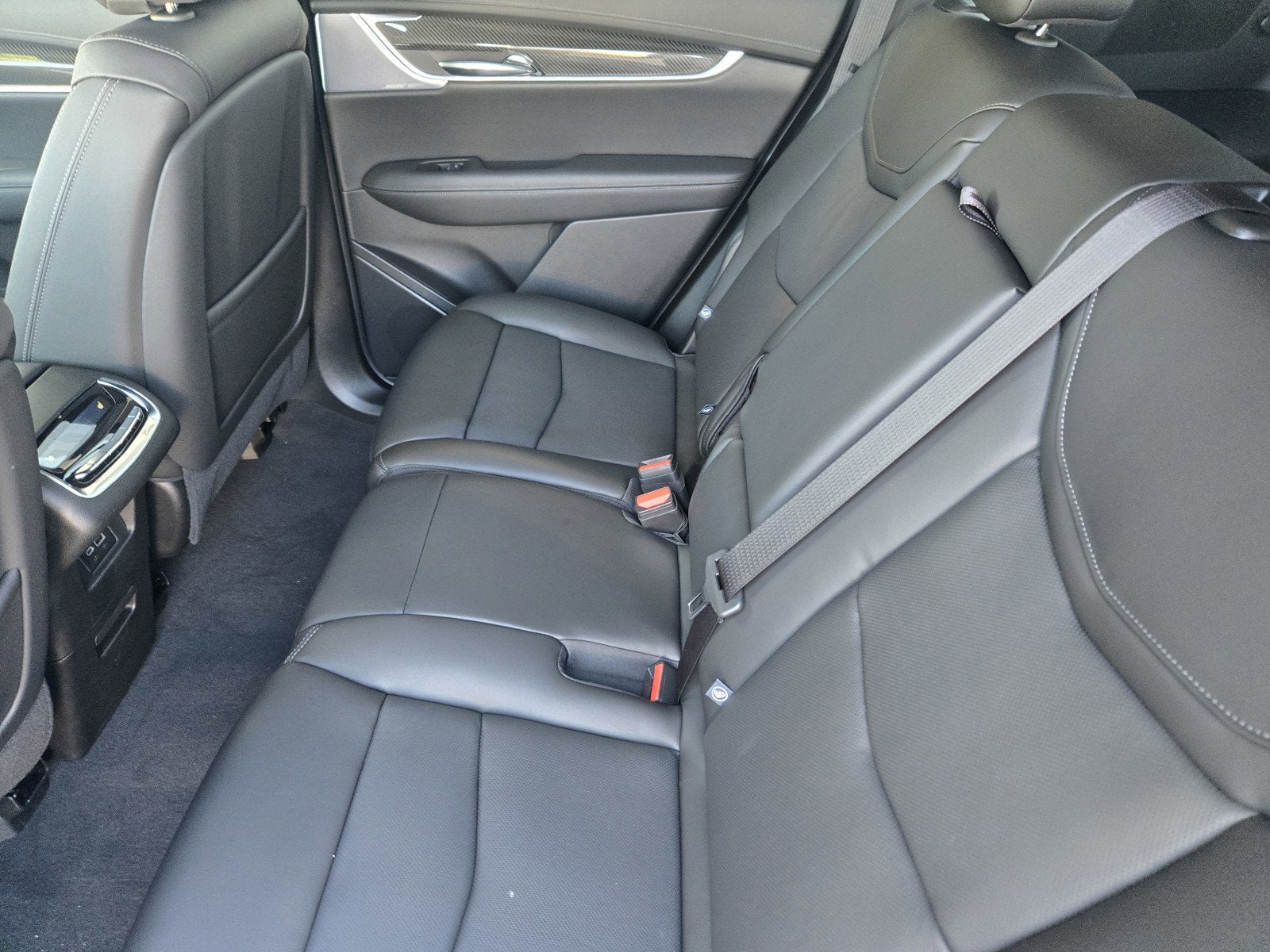 2025 Cadillac XT6 Sport