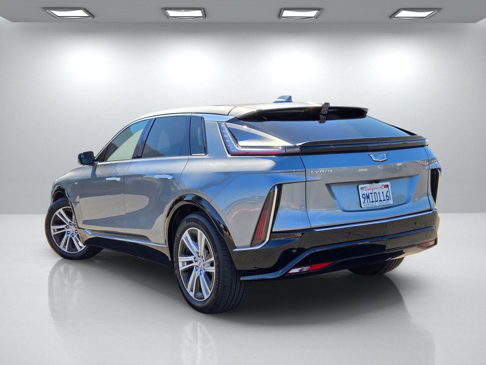 2024 Cadillac LYRIQ Tech