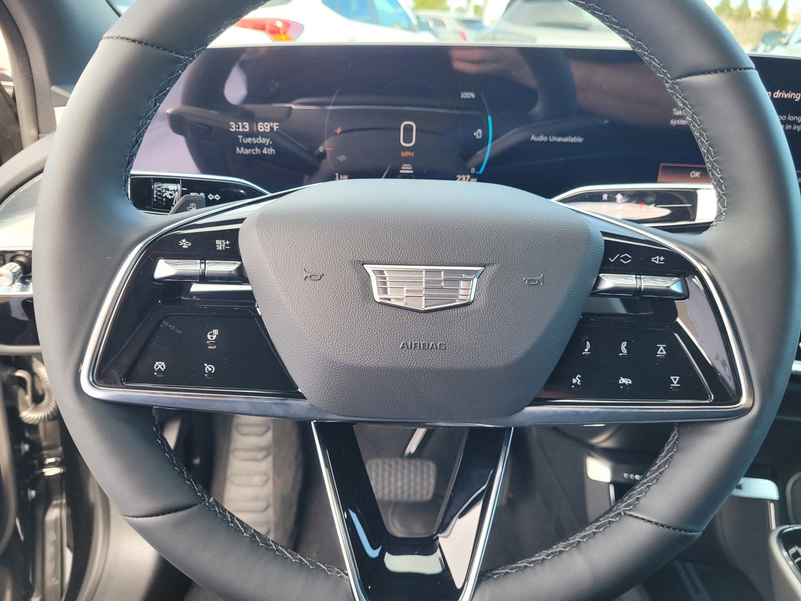 2025 Cadillac LYRIQ Luxury 1