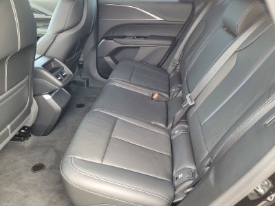 2025 Cadillac LYRIQ Luxury 1