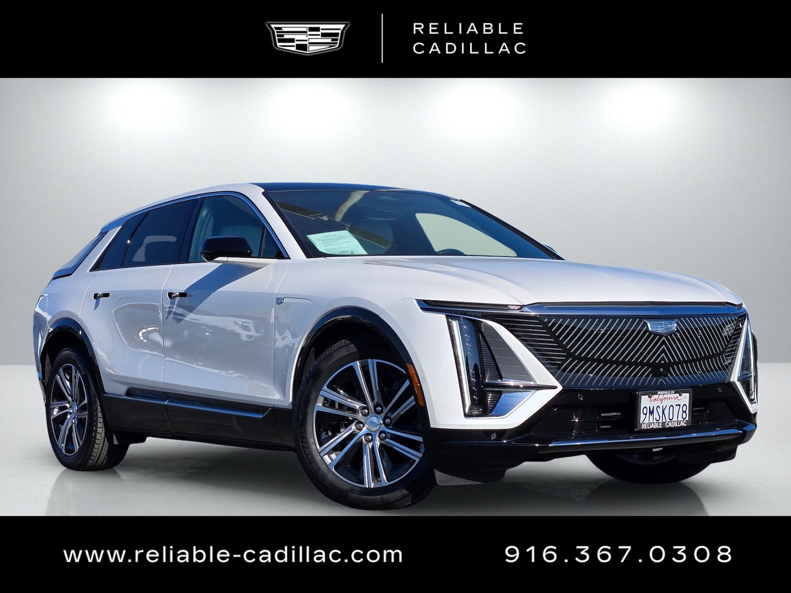 2025 Cadillac LYRIQ Luxury 1
