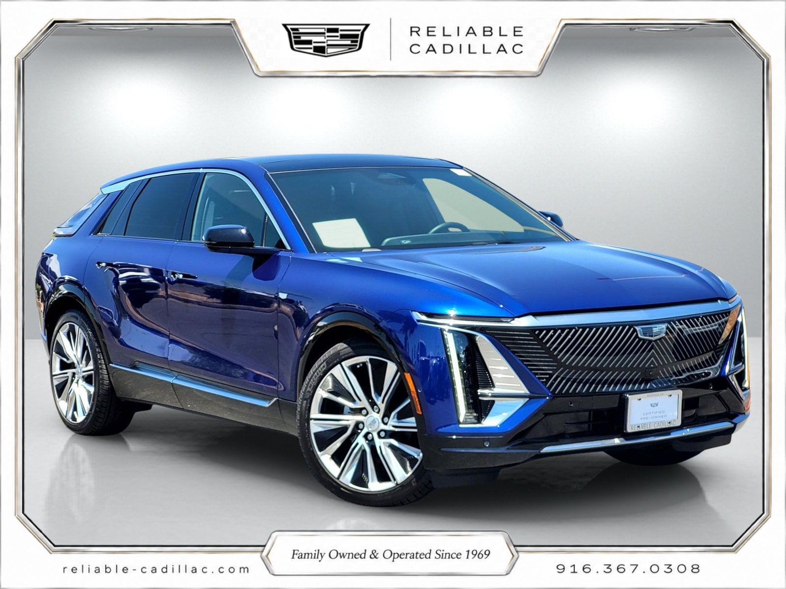 2024 Cadillac LYRIQ Luxury 3
