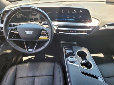 2024 Cadillac LYRIQ Luxury 3