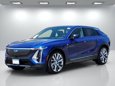 2024 Cadillac LYRIQ Luxury 3