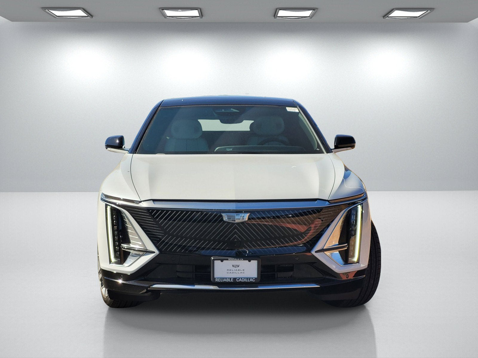 2027 Cadillac LYRIQ Signature Luxury