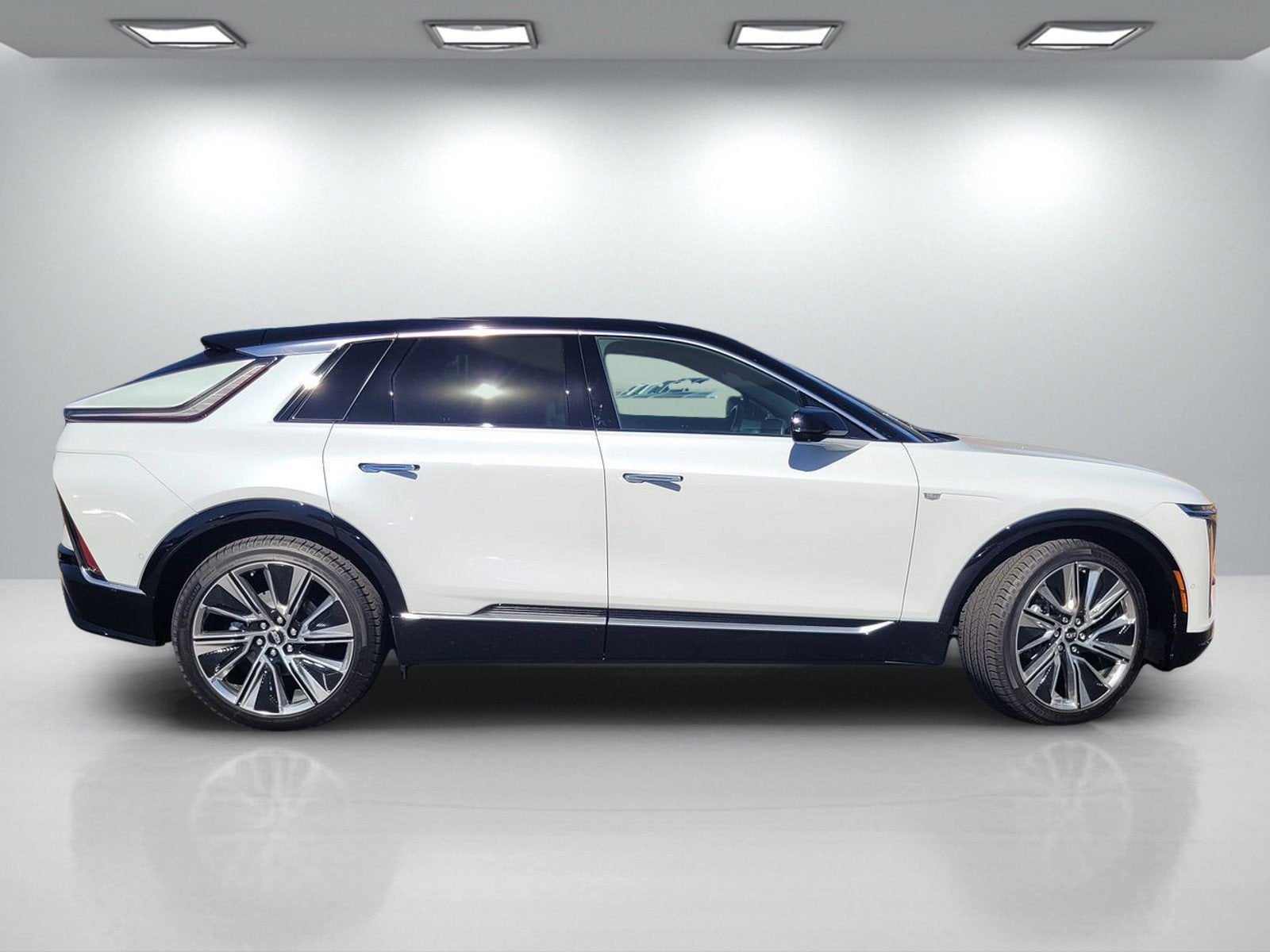 2027 Cadillac LYRIQ Signature Luxury
