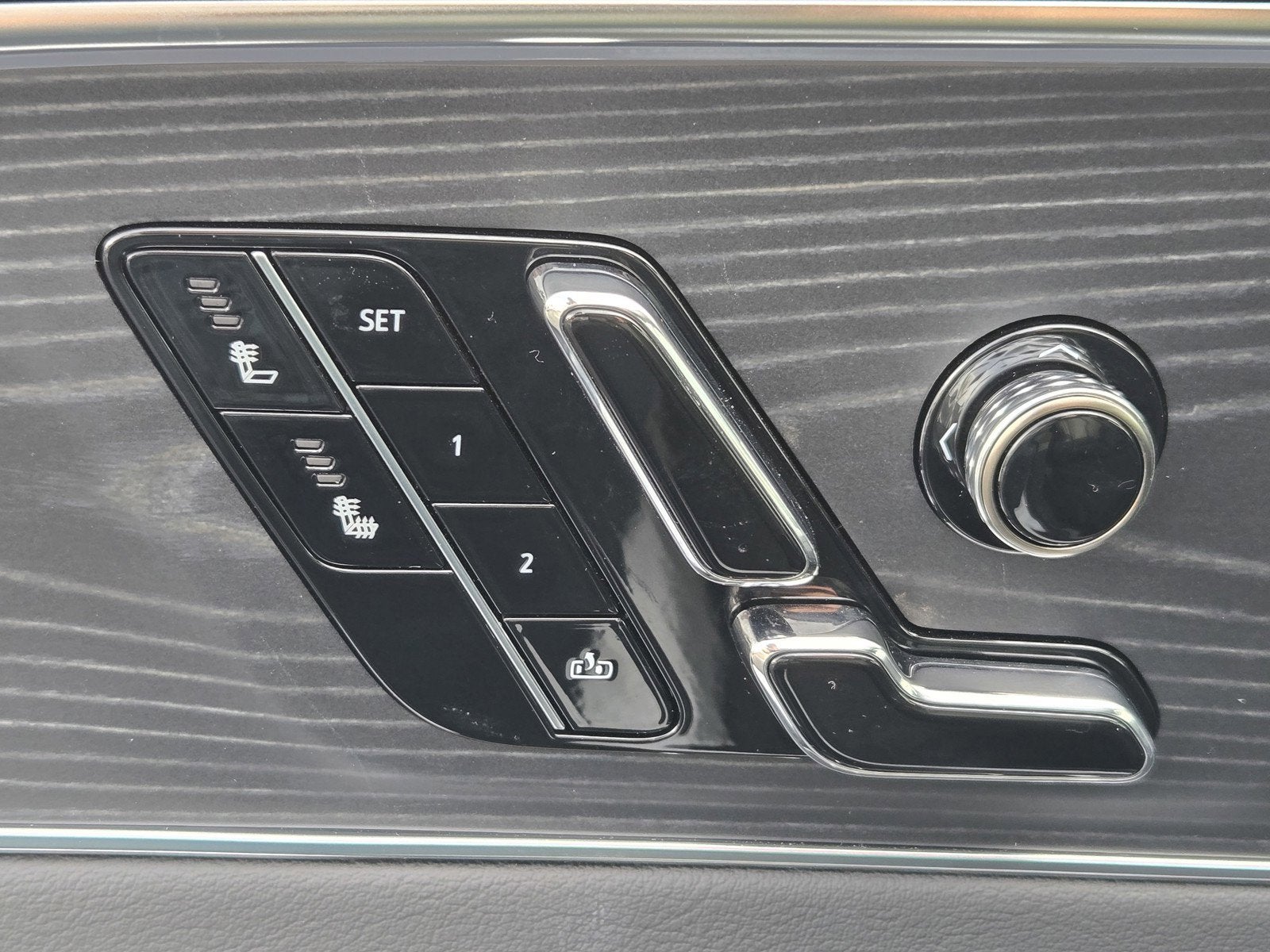 2025 Cadillac LYRIQ Sport 1