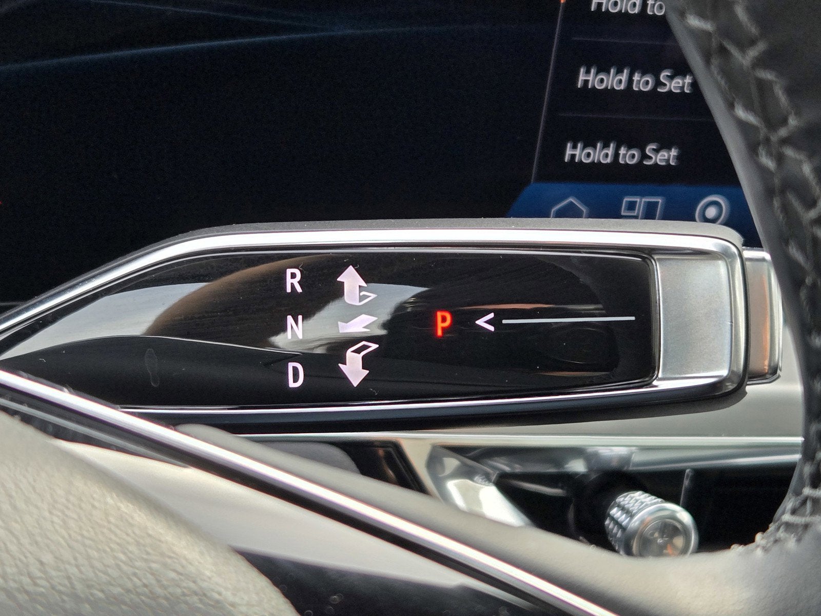 2025 Cadillac LYRIQ Sport 1