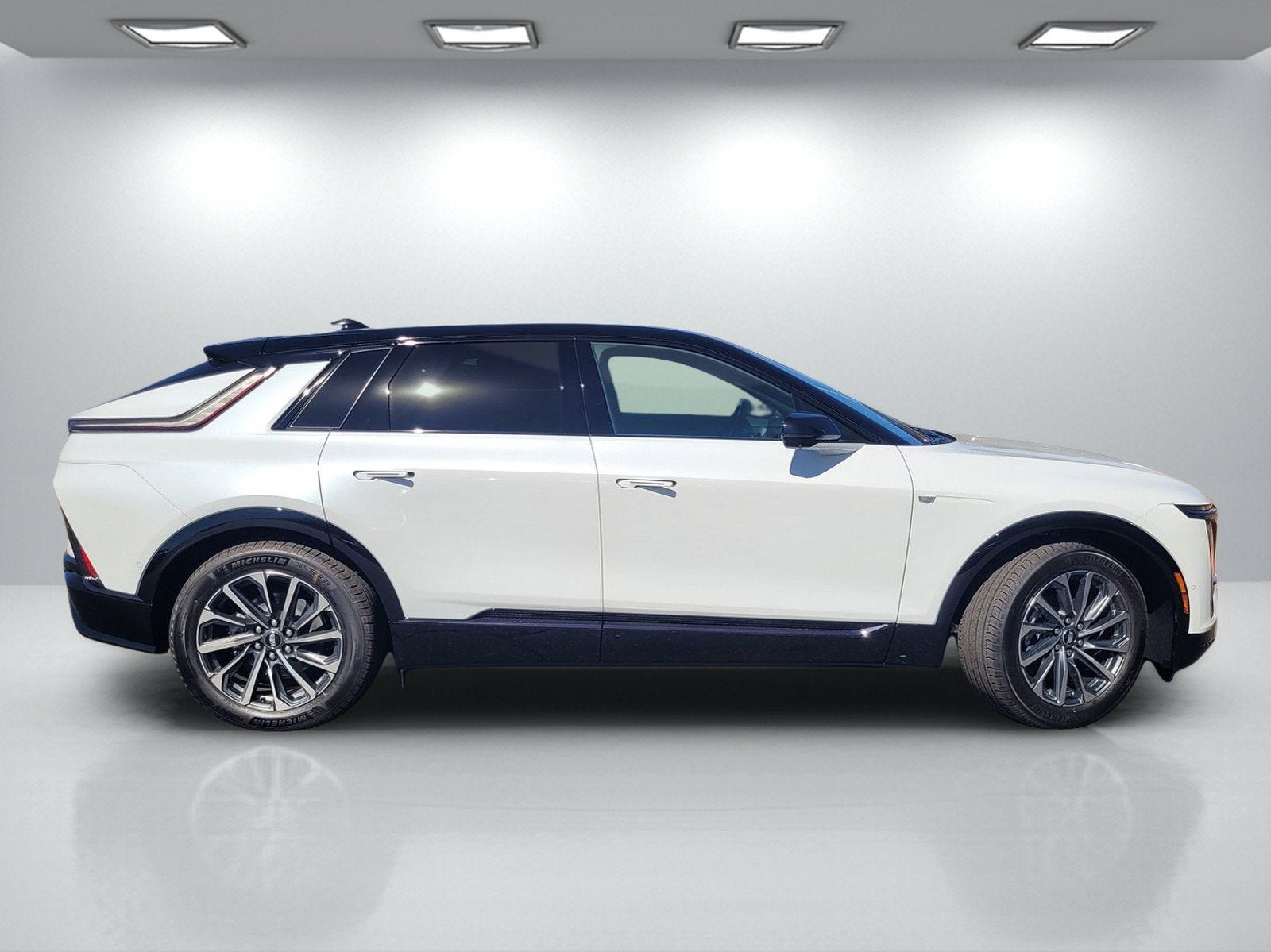 2027 Cadillac LYRIQ Sport