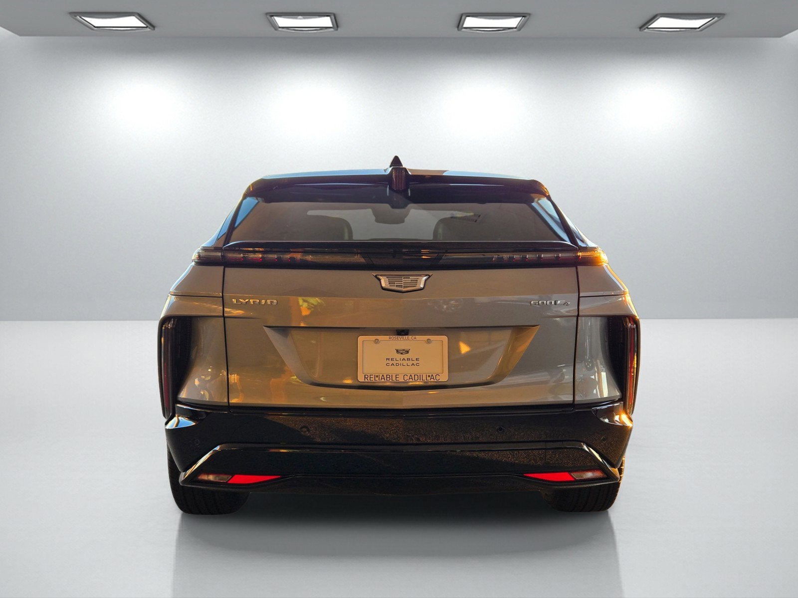 2025 Cadillac LYRIQ Sport 1