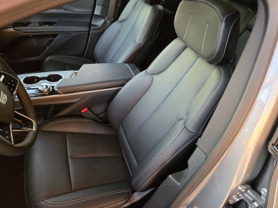 2025 Cadillac LYRIQ Sport 1