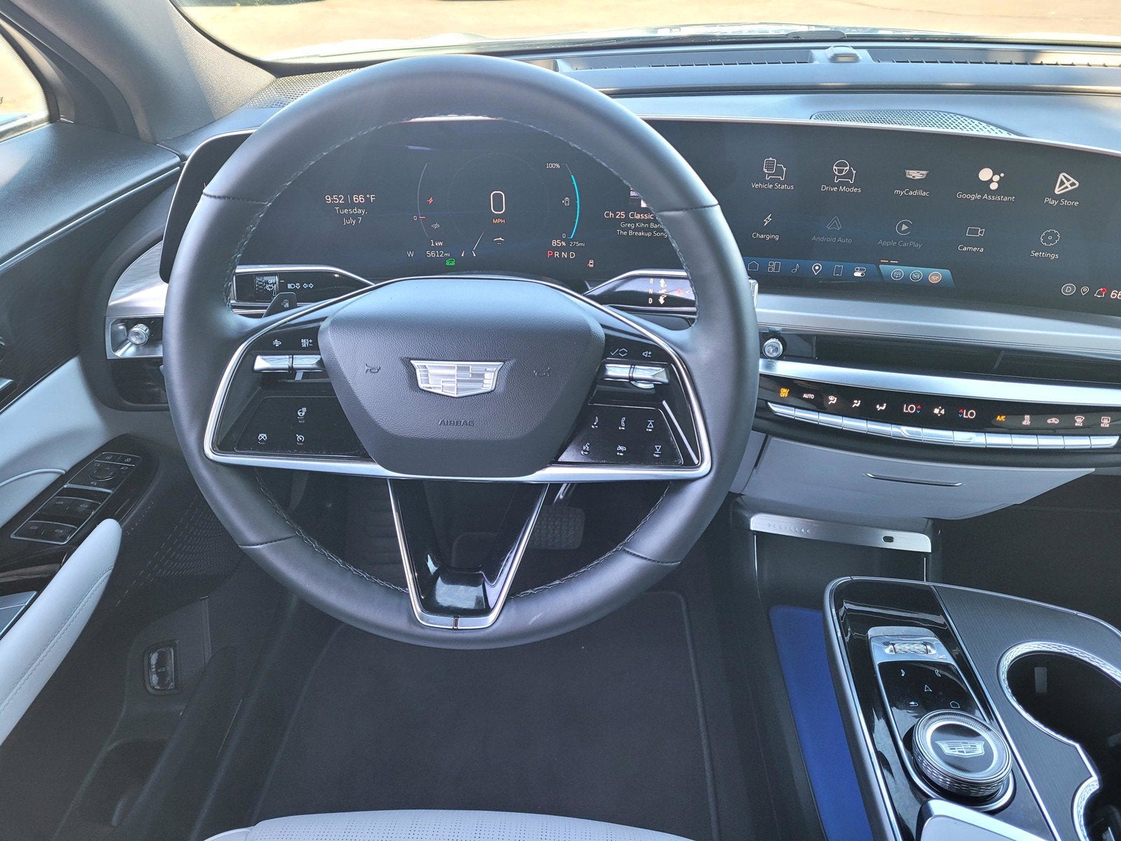 2025 Cadillac LYRIQ Sport 1