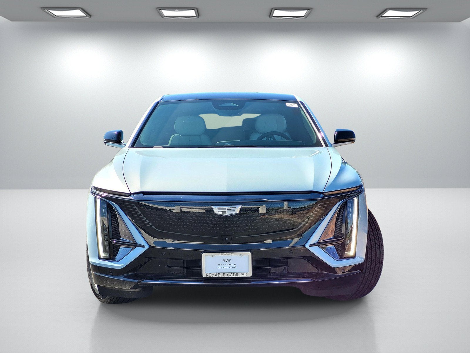 2025 Cadillac LYRIQ Sport 1