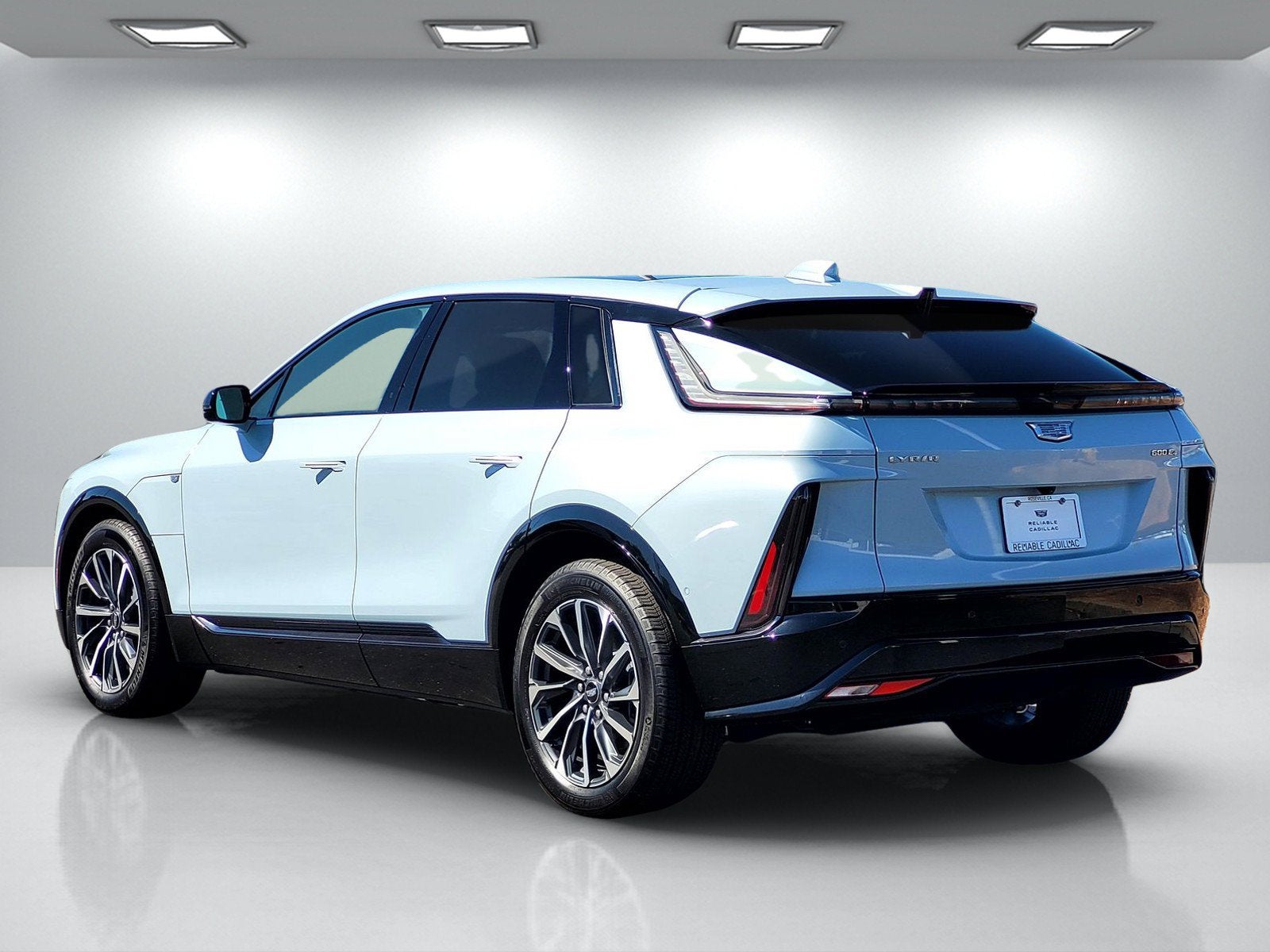 2025 Cadillac LYRIQ Sport 1