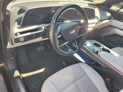 2024 Cadillac LYRIQ Sport 2