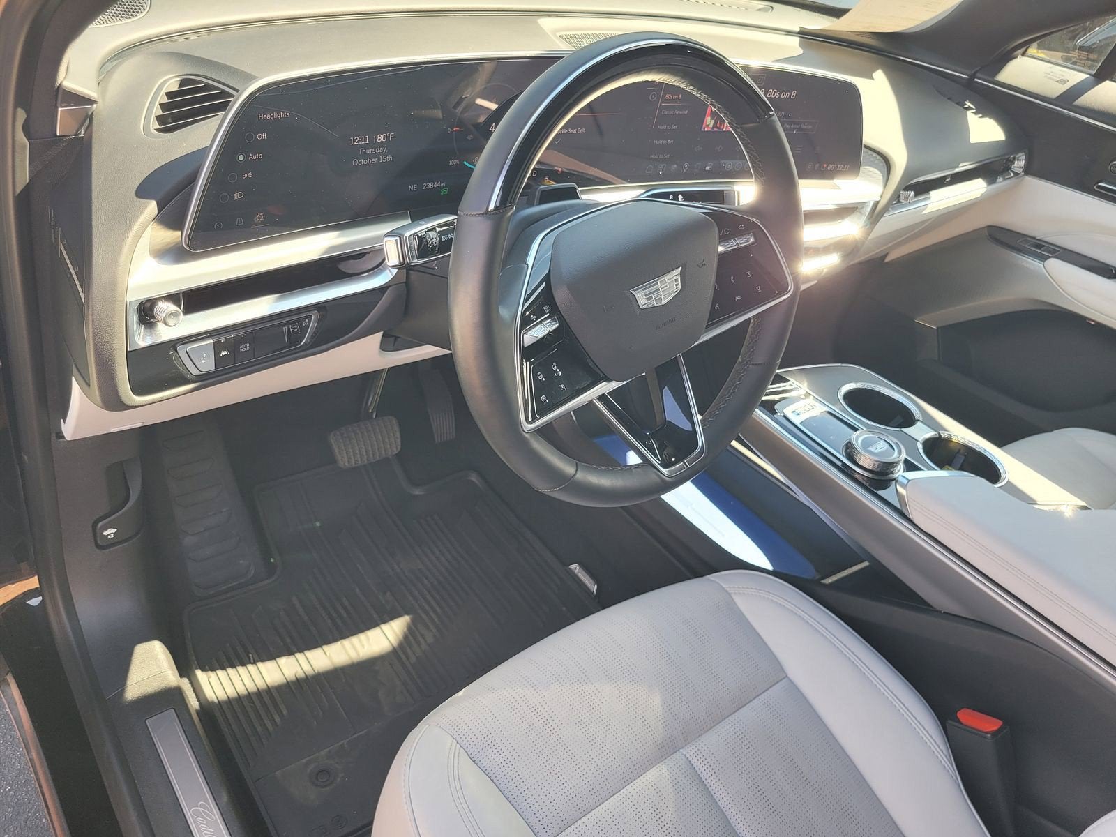 2024 Cadillac LYRIQ Sport 2