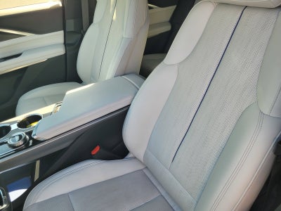 2024 Cadillac LYRIQ Sport 2