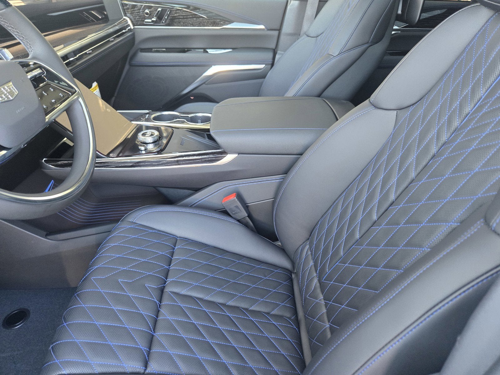 2026 Cadillac ESCALADE IQL Luxury