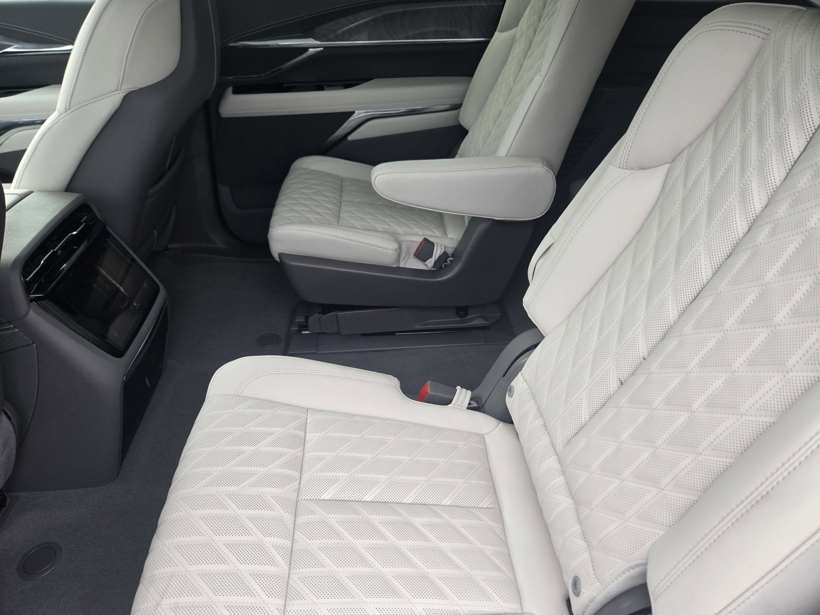 2026 Cadillac ESCALADE IQ Luxury