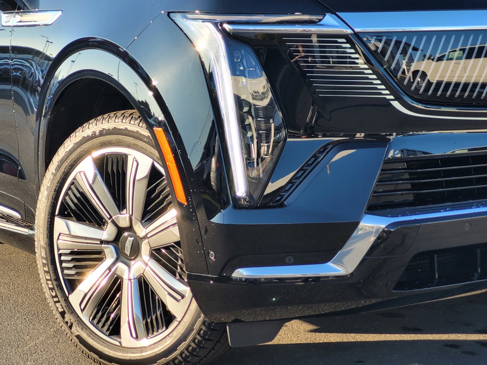 2025 Cadillac ESCALADE IQ Luxury 1