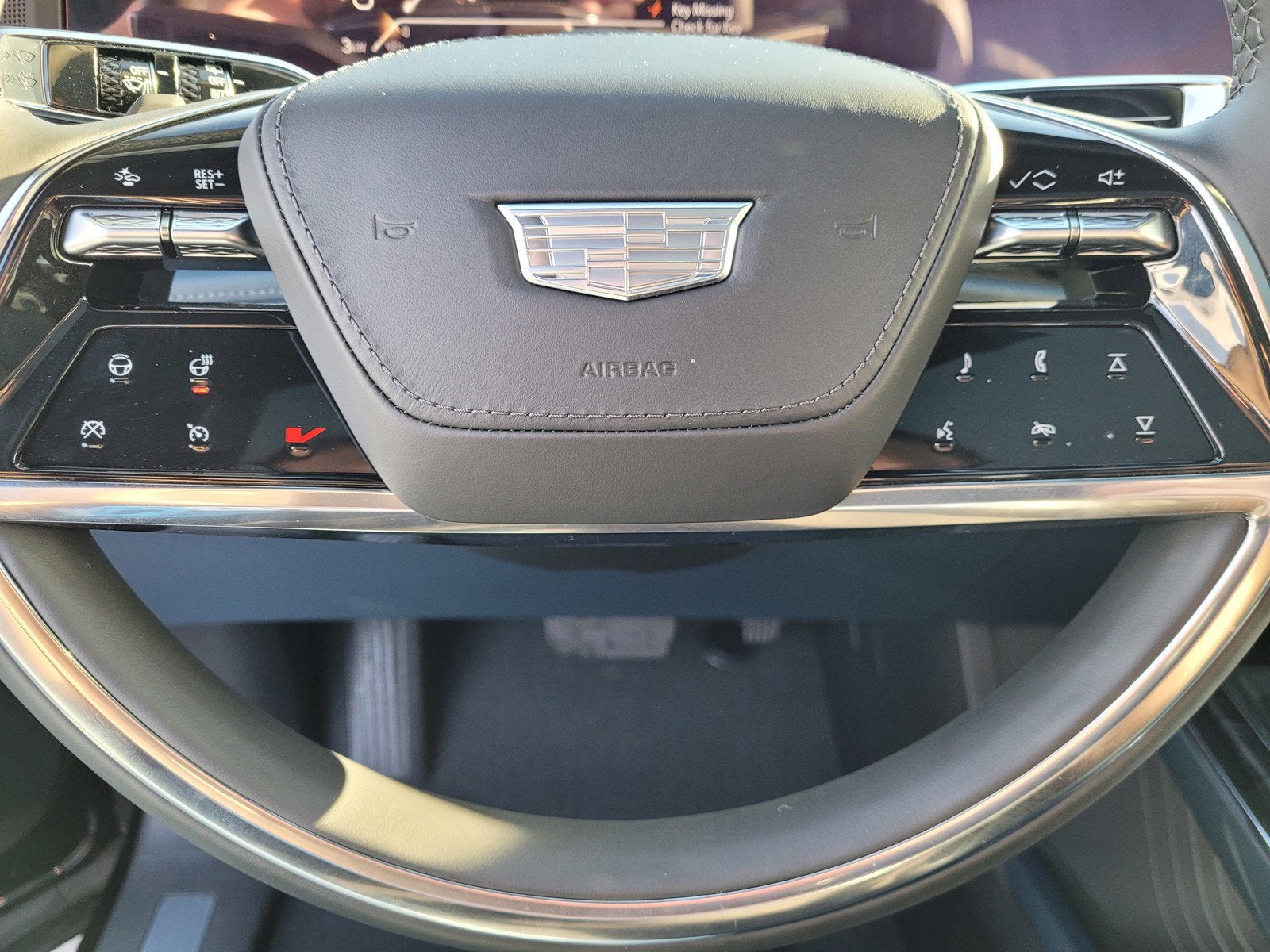 2025 Cadillac ESCALADE IQ Luxury 2