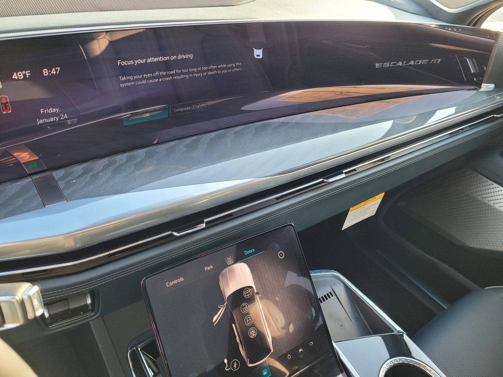 2025 Cadillac ESCALADE IQ Luxury 2