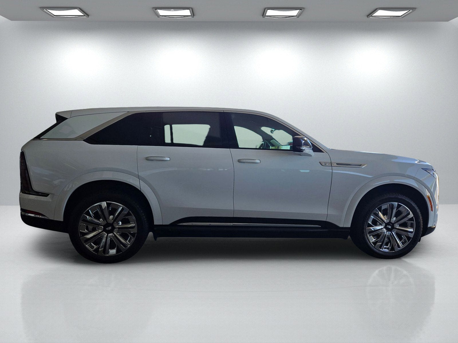 2025 Cadillac ESCALADE IQ Luxury 2