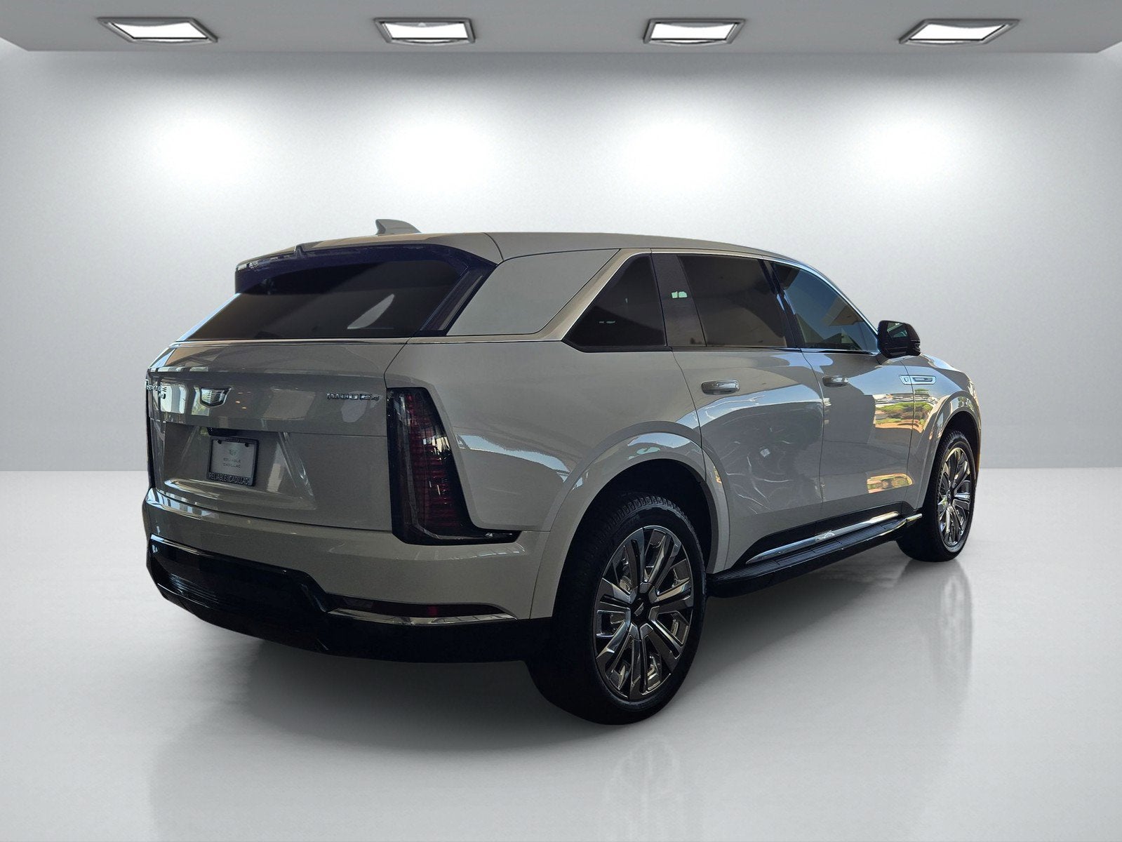 2025 Cadillac ESCALADE IQ Luxury 2