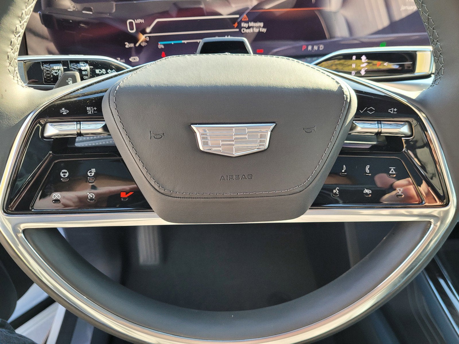 2025 Cadillac ESCALADE IQ Luxury 2