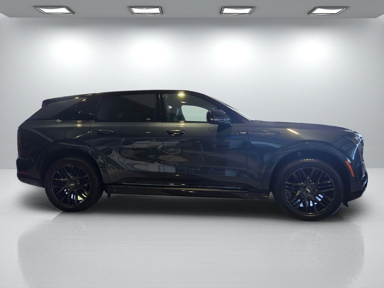 2025 Cadillac ESCALADE IQ Sport 2