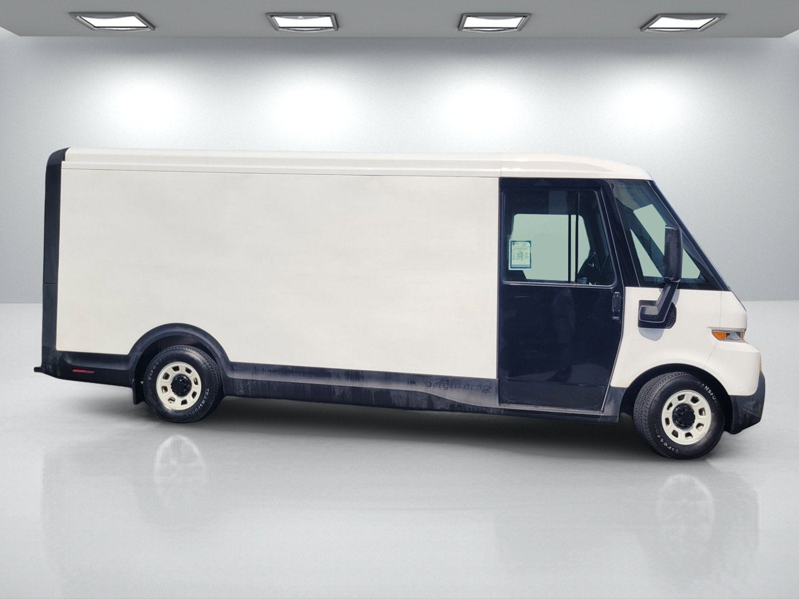 2023 BrightDrop Zevo 600 EJY